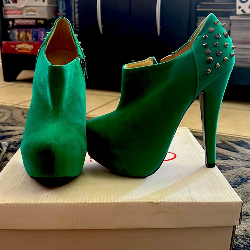 Ami club wear heeled booties. Only worn once